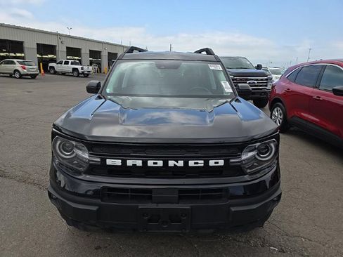 Used 2024 Ford Bronco Sport Outer Banks w/ Tech Package AWD/4WD image 2