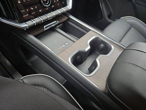 New 2026 GMC Acadia Denali w/ Super Cruise Package image 26