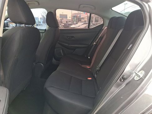 Used 2025 Nissan Sentra S image 11