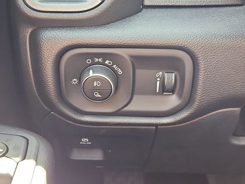 New 2026 RAM 1500 Warlock AWD/4WD image 18