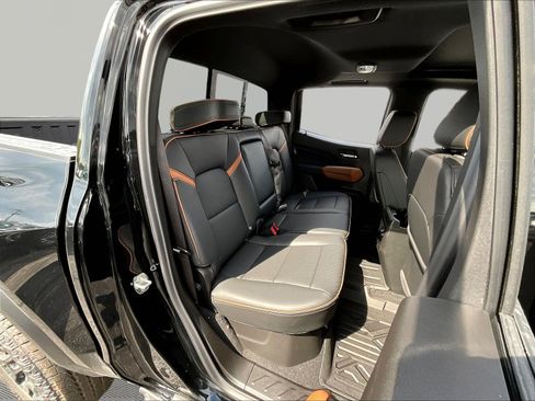 New 2026 GMC Canyon AT4 w/ Technology Plus Package AWD/4WD image 20