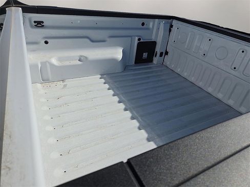 New 2026 Ford Maverick XL image 8