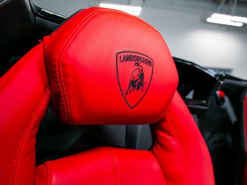 Used 2013 Lamborghini Aventador LP 700-4 image 46