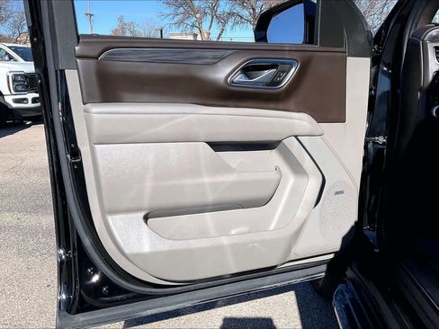 Used 2024 GMC Yukon SLT image 20