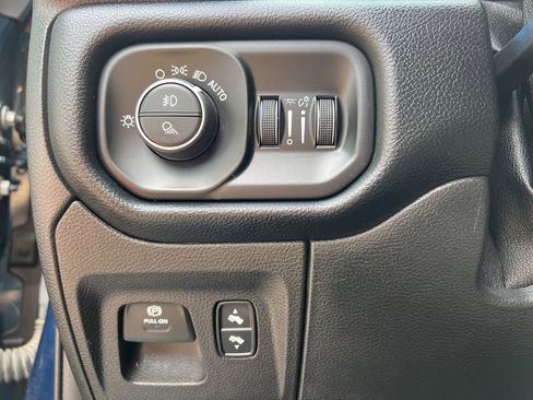 Used 2021 RAM 1500 Laramie w/ Laramie Southwest Edition image 25