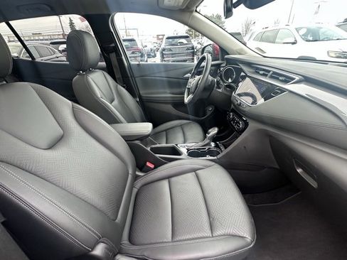 Used 2023 Buick Encore GX Essence w/ Experience Buick Package image 16