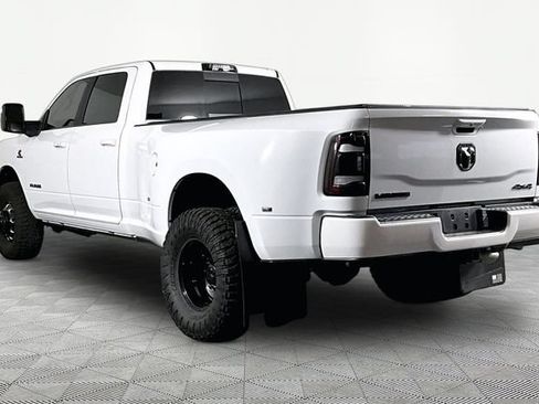 Used 2024 RAM 3500 Laramie w/ Night Edition AWD/4WD image 4