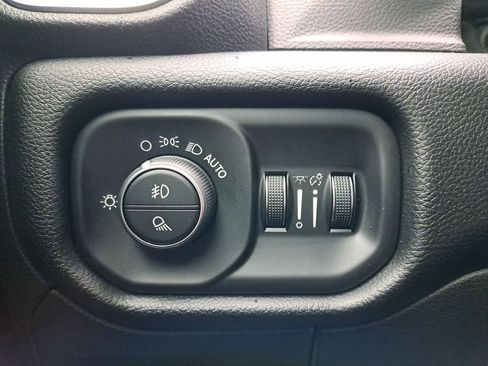 Used 2020 RAM 1500 Laramie w/ Sport Appearance Package image 24