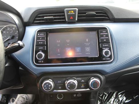 Used 2023 Nissan Versa SV image 25