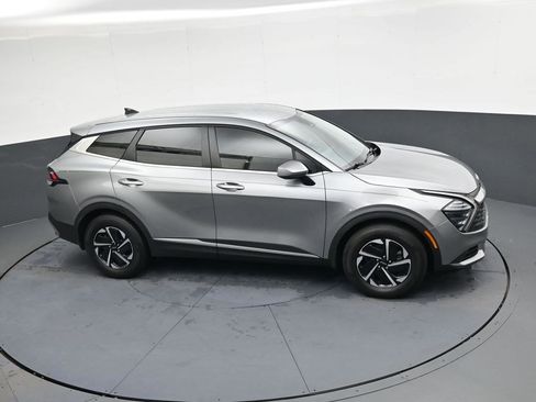 Used 2024 Kia Sportage LX image 27