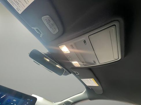 Used 2024 Ford Mustang GT Premium image 20