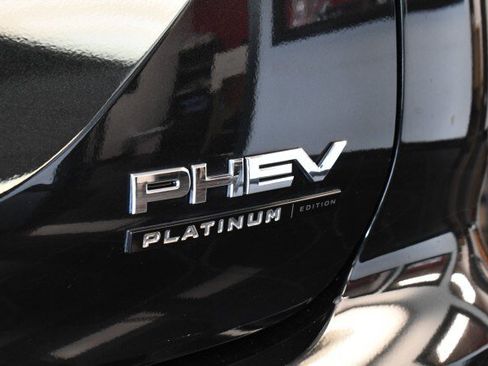 Used 2025 Mitsubishi Outlander SEL AWD/4WD image 17