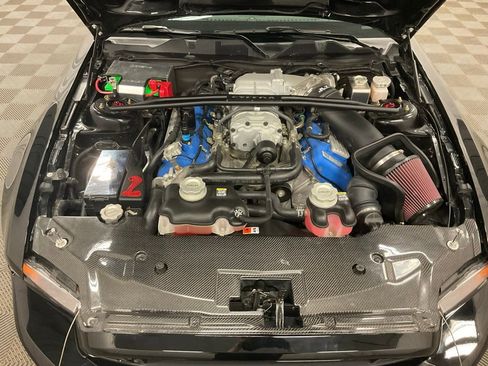 Used 2011 Ford Mustang Shelby GT500 w/ SVT Performance Pkg image 9
