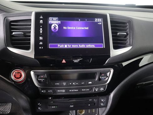 Used 2018 Honda Pilot Elite image 46