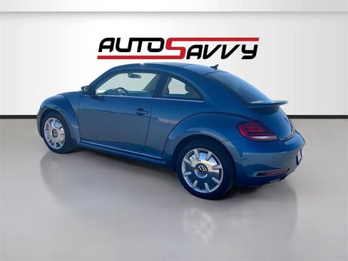Used 2019 Volkswagen Beetle 2.0T SE w/ SE Premium Package image 5