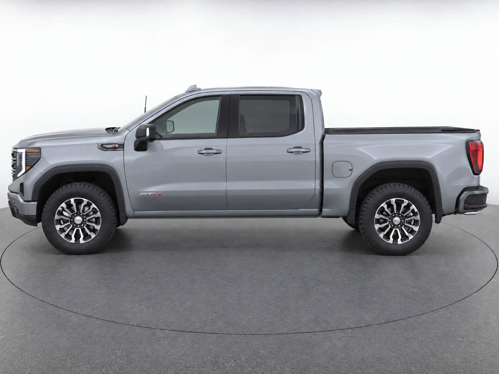 Used 2023 GMC Sierra 1500 AT4 w/ AT4 Premium Package AWD/4WD image 7