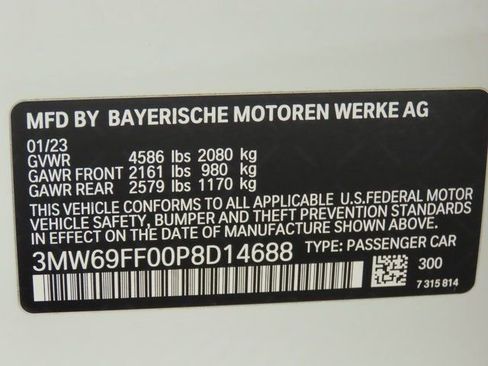 Used 2023 BMW 330i Sedan w/ Driving Assistance Package image 35