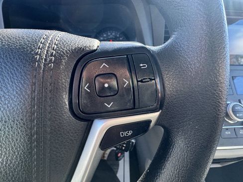 Used 2015 Toyota Sienna L image 43