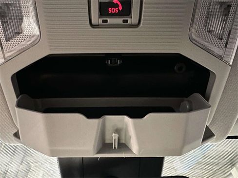 Used 2022 Toyota RAV4 XLE image 30