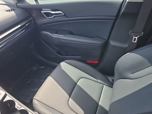 New 2026 Kia Sportage EX AWD/4WD image 16