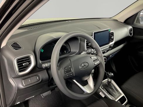 New 2026 Hyundai Venue SE FWD image 15