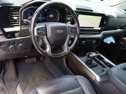 Certified 2022 Chevrolet Silverado 1500 RST w/ All Star Edition Plus AWD/4WD image 12