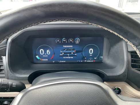 Used 2023 Ford Expedition Max Platinum image 14