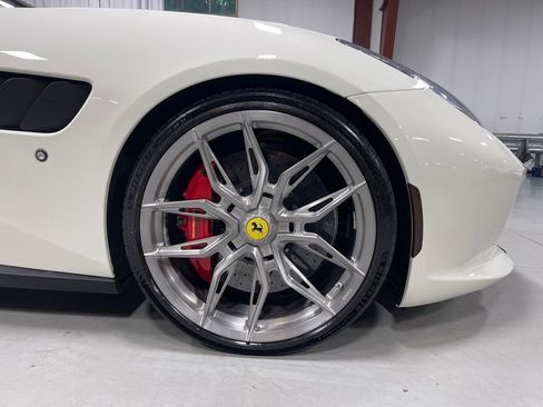 Used 2020 Ferrari GTC4Lusso T RWD image 16