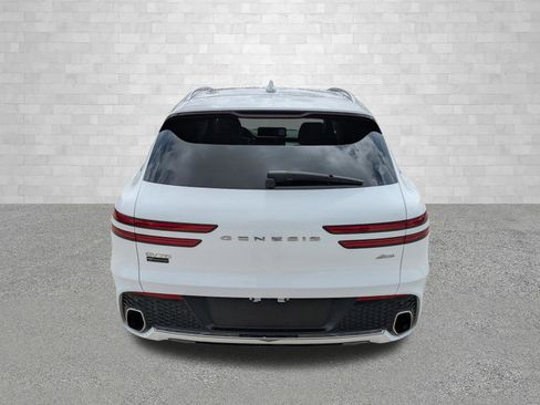 Certified 2023 Genesis GV70 2.5T AWD/4WD image 3