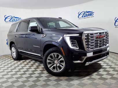 New 2026 GMC Yukon Denali w/ Sun & Power Step Package