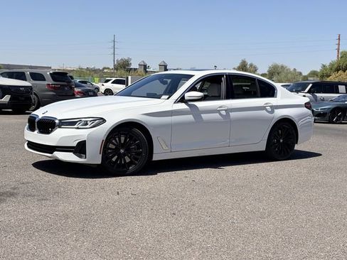 Used 2021 BMW 540i w/ Executive Package RWD image 2
