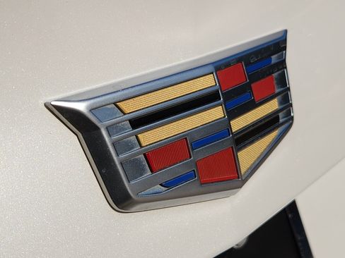 Used 2019 Cadillac XT4 Premium Luxury image 10