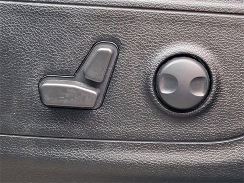 Certified 2023 RAM 1500 Big Horn image 4