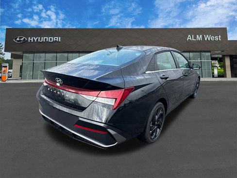 New 2026 Hyundai Elantra SEL Sport image 5