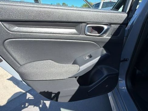 Used 2025 Honda Civic Sport image 14
