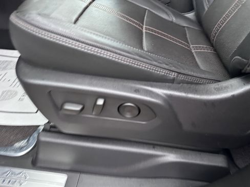 Used 2024 Chevrolet Silverado 3500 High Country image 14