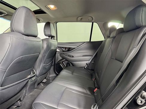 Used 2022 Subaru Outback Limited image 34