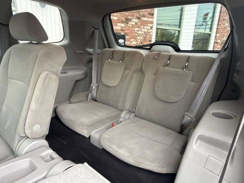 Used 2013 Toyota Highlander Plus AWD/4WD image 15