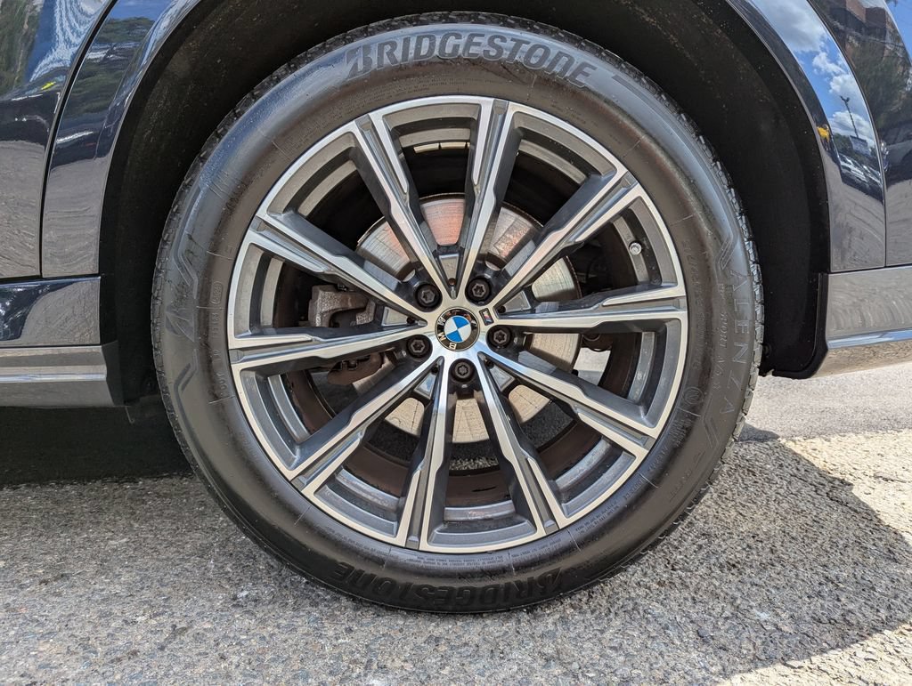 Used 2023 BMW X6 xDrive40i w/ M Sport Package AWD/4WD image 50