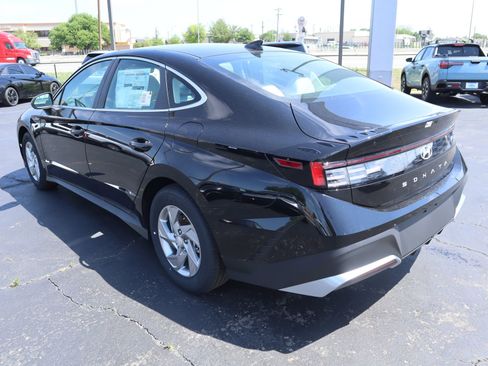 New 2026 Hyundai Sonata SE FWD image 21