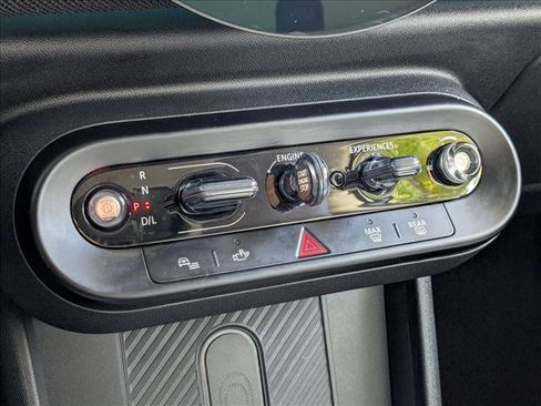 Used 2025 MINI Cooper S image 12