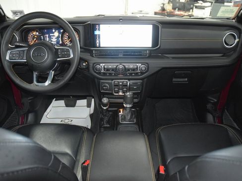 Used 2024 Jeep Wrangler Sahara w/ Technology Group image 32