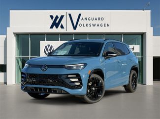 New 2026 Volkswagen Tiguan SE R-Line video 1