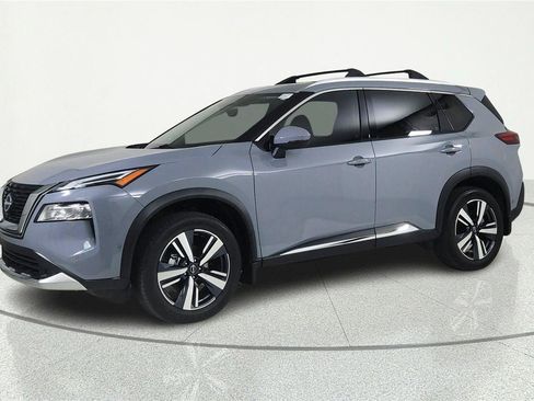 Used 2023 Nissan Rogue Platinum w/ Platinum Premium Package FWD image 2