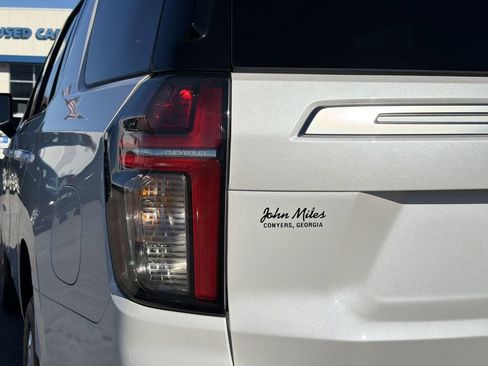 Used 2024 Chevrolet Tahoe High Country w/ Premium Package image 26