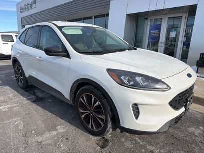 Certified 2022 Ford Escape SE w/ SE Sport Appearance Package