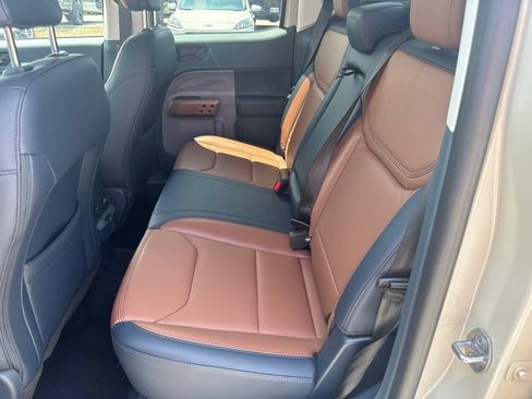 Used 2024 Ford Maverick Lariat AWD/4WD image 28