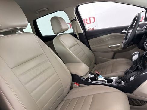 Used 2015 Ford Escape Titanium FWD image 16