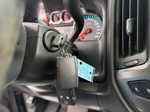 Certified 2018 Chevrolet Silverado 1500 LT w/ All Star Edition image 36