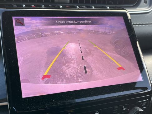 Used 2025 Jeep Grand Cherokee Limited image 25